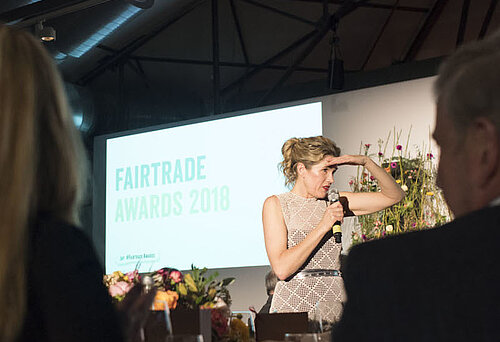 Schauspielerin Anke Engelke moderiert die Fairtrade-Awards.